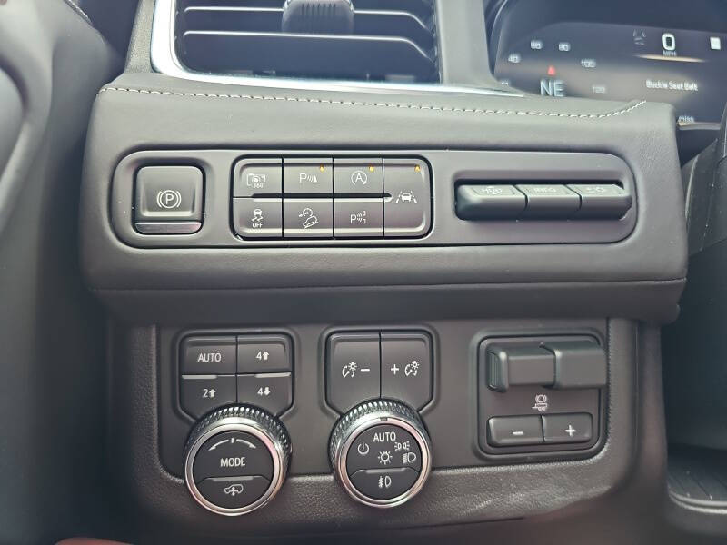 2023 GMC Yukon XL Denali Ultimate