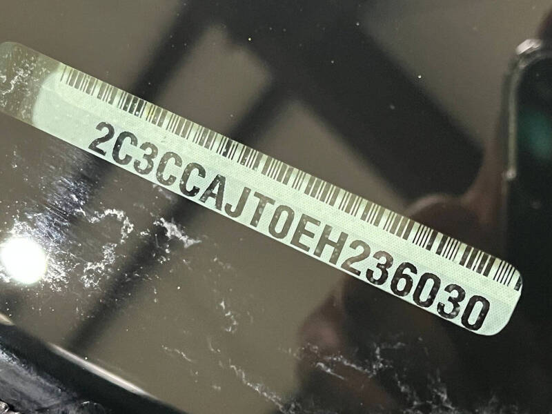 2014 Chrysler 300 C John Varvatos Limited Edition