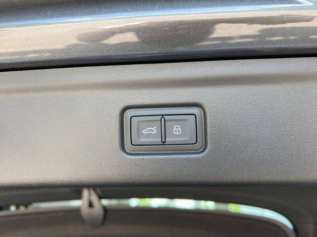 2025 Audi S6 Sportback e-tron quattro Premium Plus