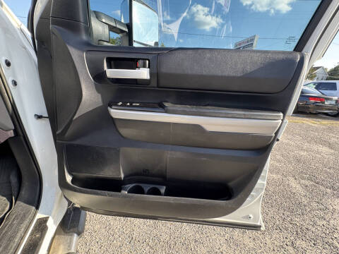 2019 Toyota Tundra SR5