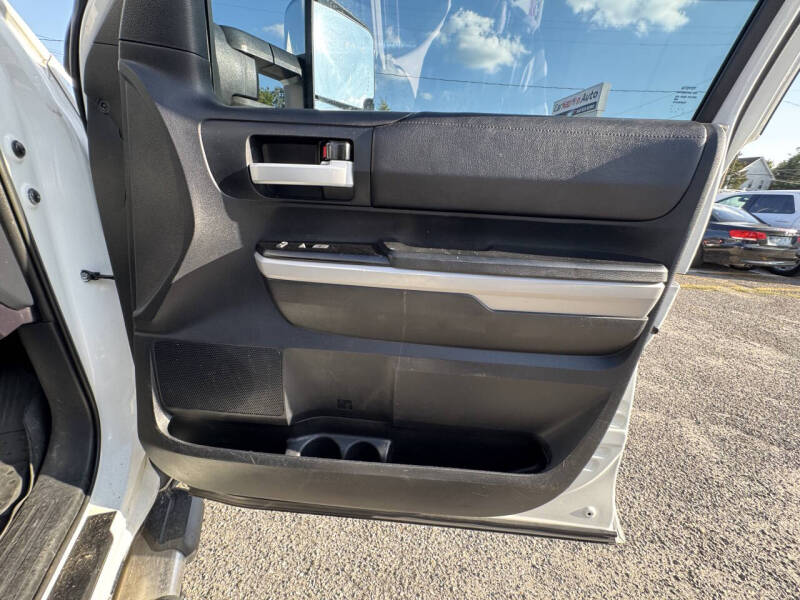 2019 Toyota Tundra SR5