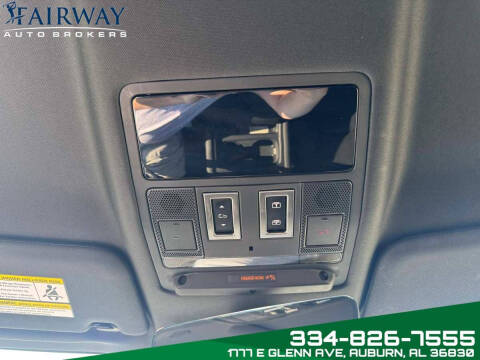 2024 Land Rover Defender 130 P400 X-Dynamic SE