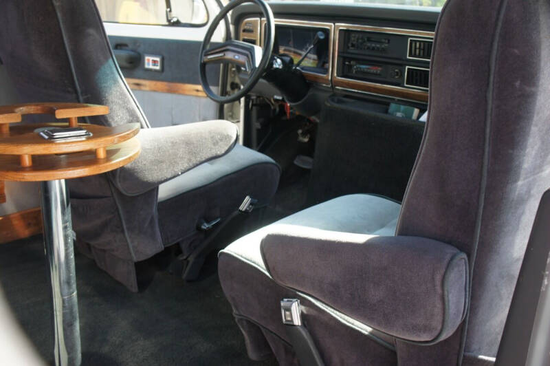 1990 Ford E-Series E-150