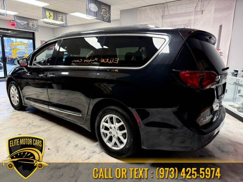 2020 Chrysler Pacifica Touring L