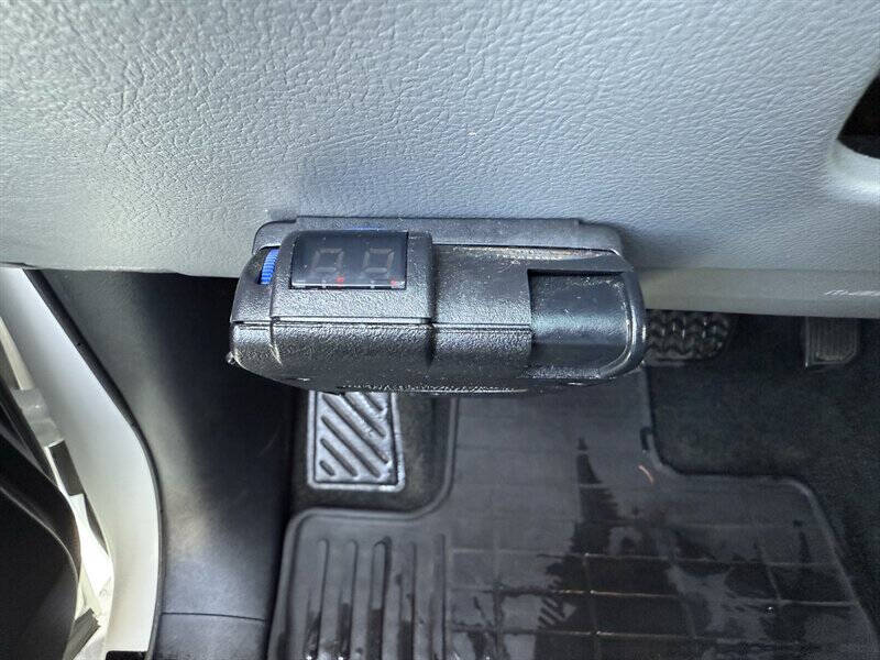 2016 Toyota Sequoia SR5