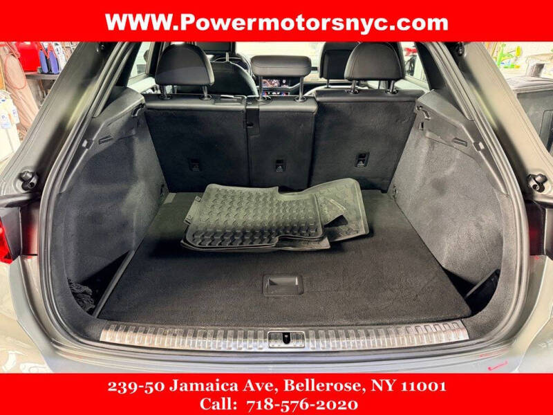 2020 Audi Q3 quattro S line Prem Plus 45 TFSI