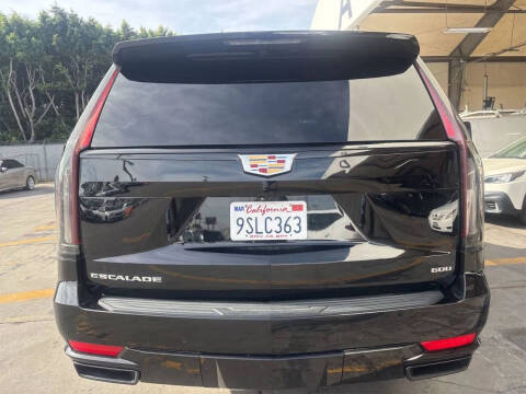 2023 Cadillac Escalade ESV Sport