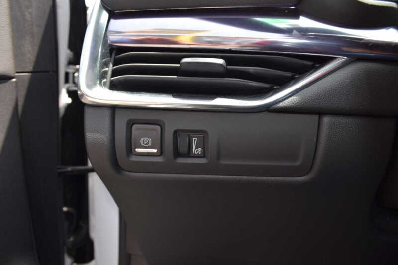 2022 Cadillac XT4 Luxury
