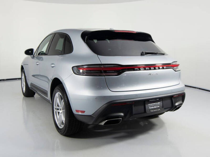 2025 Porsche Macan