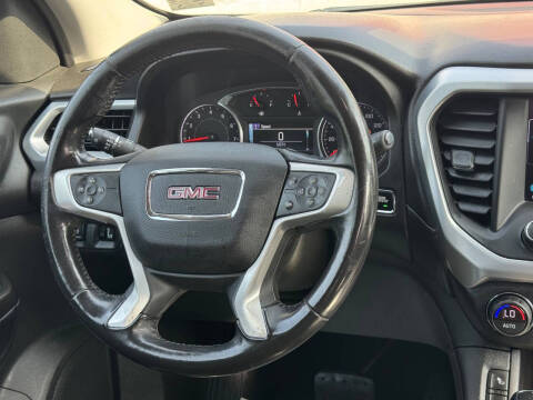 2017 GMC Acadia SLT-1