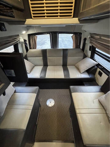 2015 Roadtrek Popular