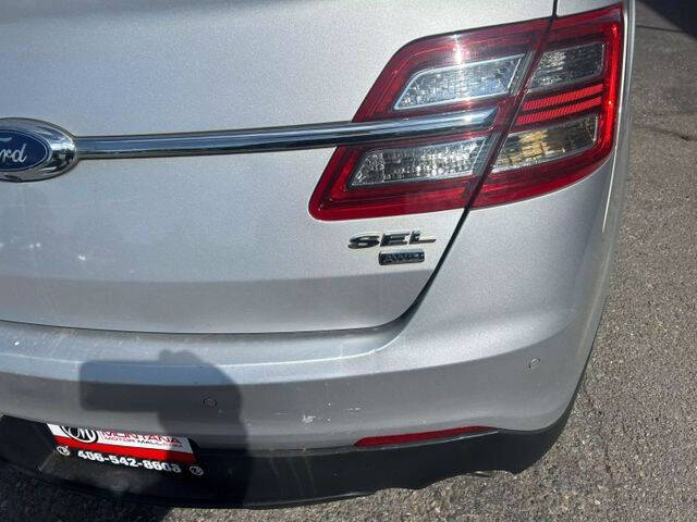 2017 Ford Taurus SEL