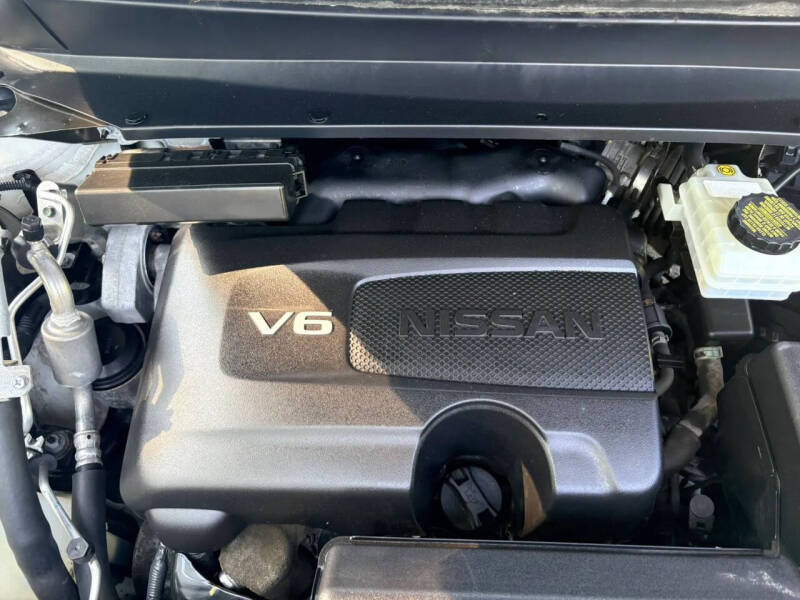 2020 Nissan Pathfinder SV