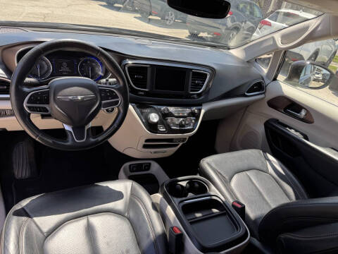2019 Chrysler Pacifica Touring L