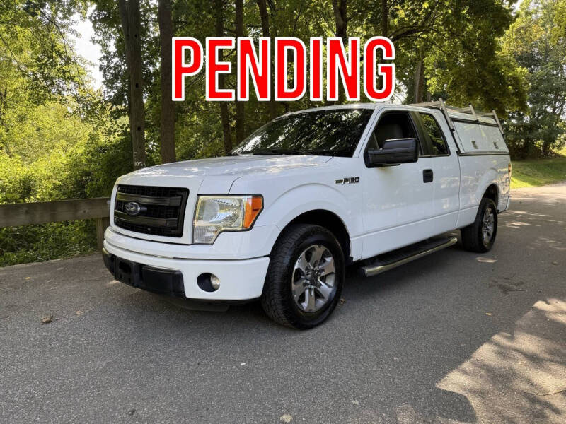 2014 Ford F-150 STX's photo