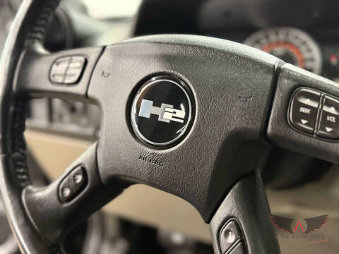 2005 HUMMER H2