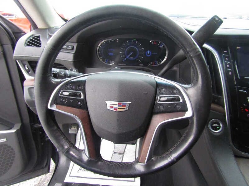 2018 Cadillac Escalade ESV Luxury