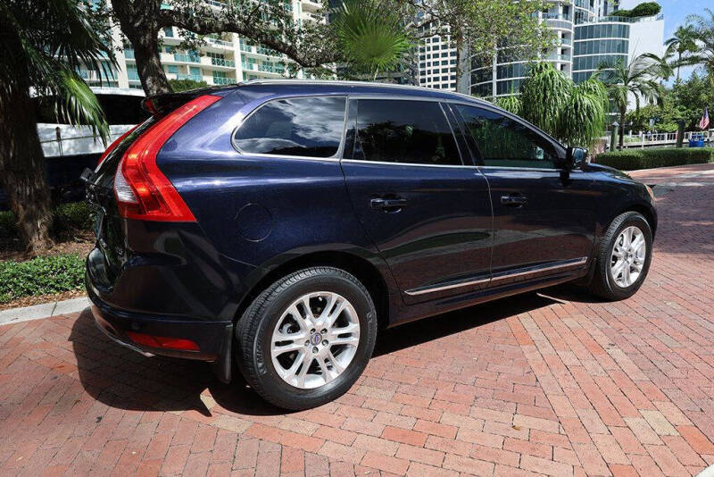 2016 Volvo XC60 T5 Premier