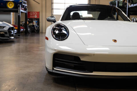 2025 Porsche 911 Carrera T