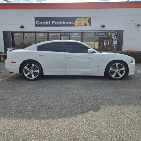 2013 Dodge Charger for sale at Car Depot in Homestead FL