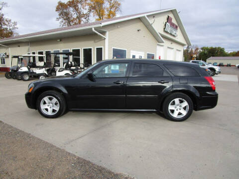 2005 Dodge Magnum for sale at Milaca Motors in Milaca MN