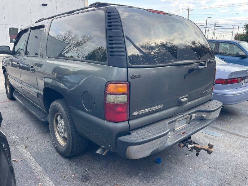 2001 Chevrolet Suburban 1500 LT