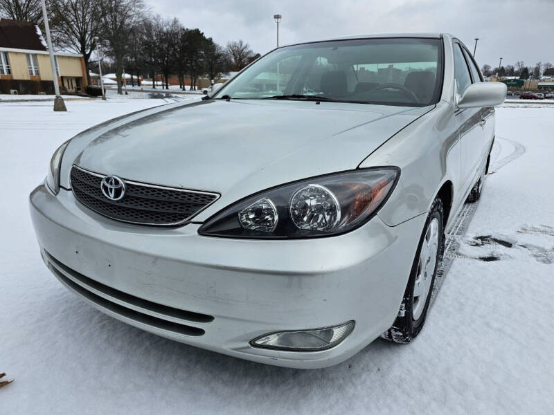 2002 Toyota Camry SE's photo