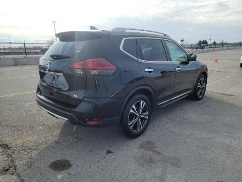 2018 Nissan Rogue for sale at NORTH CHICAGO MOTORS INC in North Chicago IL