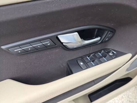 2014 Land Rover Range Rover Evoque Pure Plus