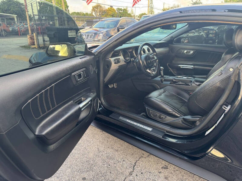 2020 Ford Mustang EcoBoost Premium