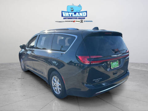 2021 Chrysler Pacifica Touring L