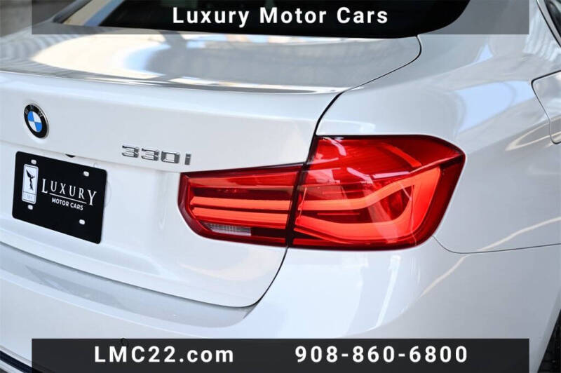 2017 BMW 3 Series 330i xDrive