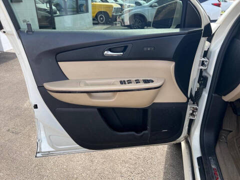 2011 GMC Acadia Denali