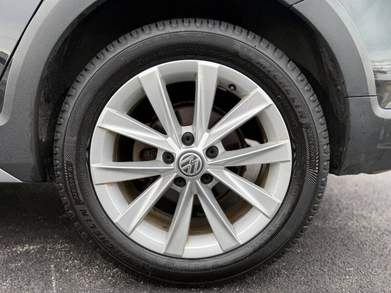2017 Volkswagen Golf Alltrack TSI S 4Motion