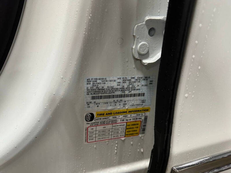 2023 Lincoln Navigator L Black Label