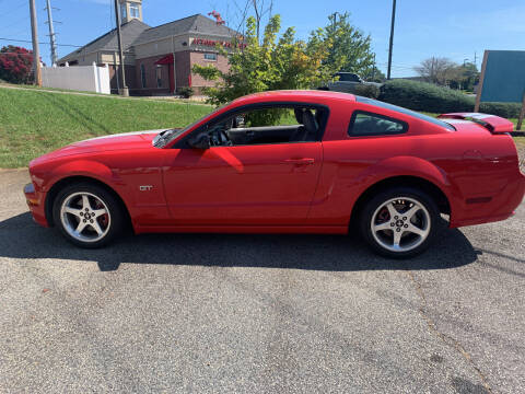 2005 Ford Mustang for sale at Bill Henderson Auto Group Inc in Statesville NC