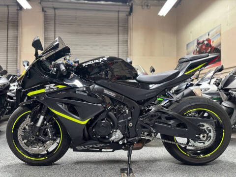 2023 Suzuki GSX-R1000