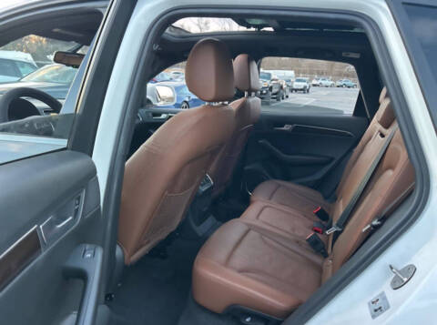 2012 Audi Q5 3.2 quattro Premium Plus