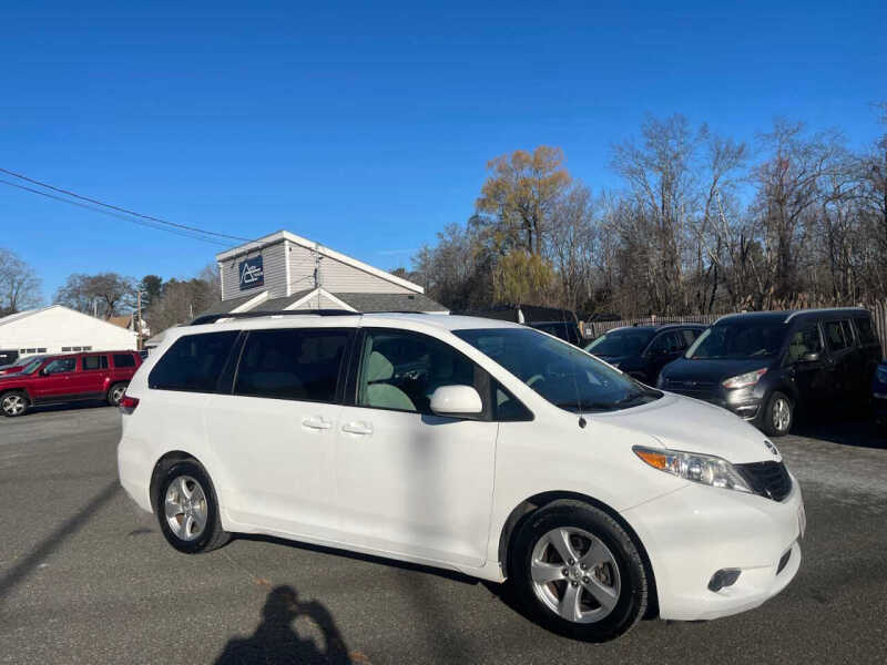 2011 Toyota Sienna