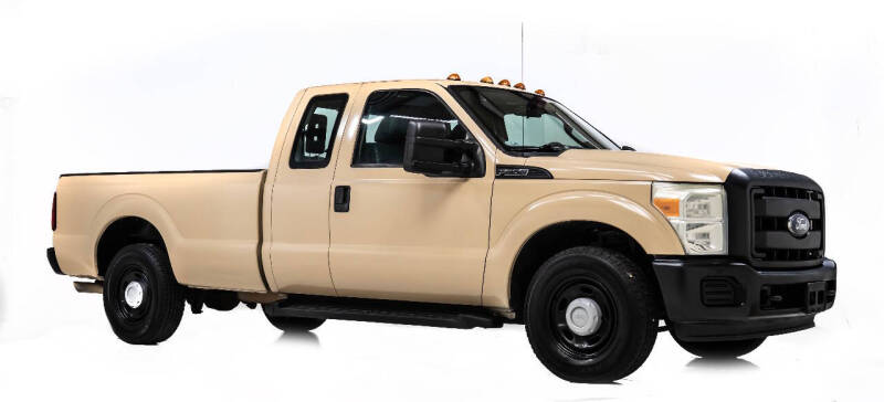 2015 Ford F-350 Super Duty XL's photo