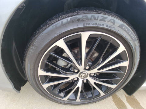 2020 Toyota Camry SE