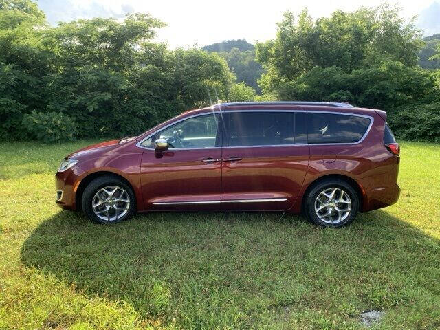 2019 Chrysler Pacifica for sale at Tim Short CDJR Hazard in Hazard, KY