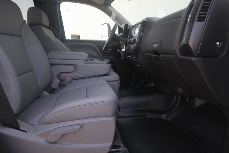 2024 Chevrolet Silverado 6500HD