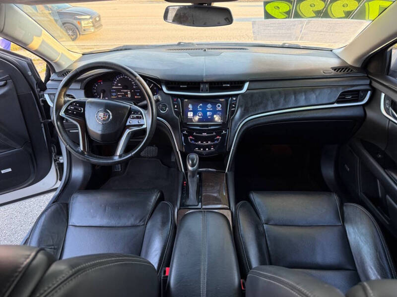 2015 Cadillac XTS Standard