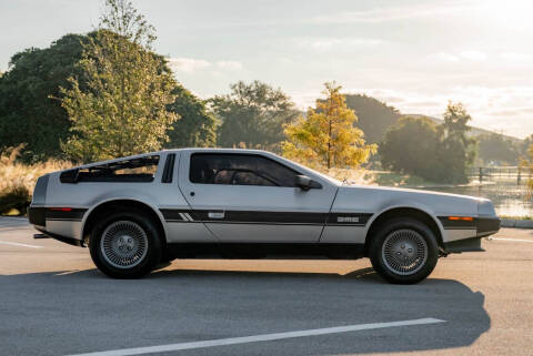 1981 DeLorean DMC-12
