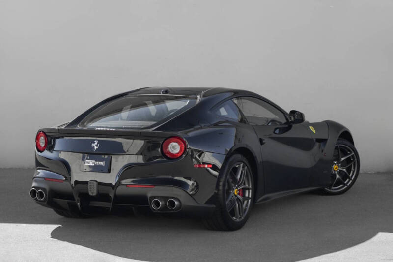 2016 Ferrari F12berlinetta