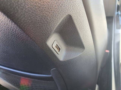2023 Kia Carnival EX