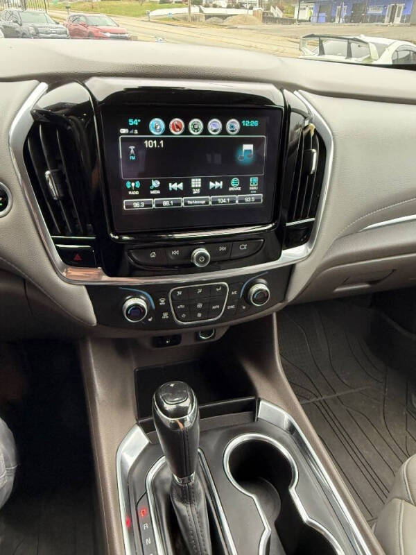 2018 Chevrolet Traverse LT Leather