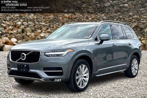 2017 Volvo XC90 T6 Momentum