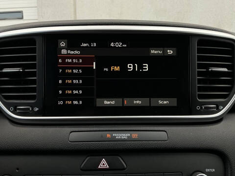 2022 Kia Sportage LX